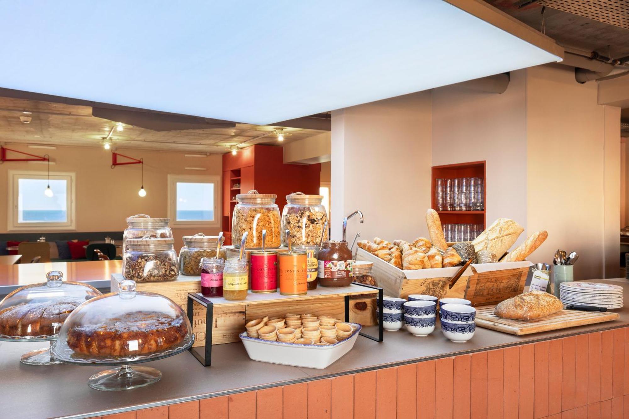 Greet Hotel Nice Aeroport Promenade Des Anglais Bagian luar foto