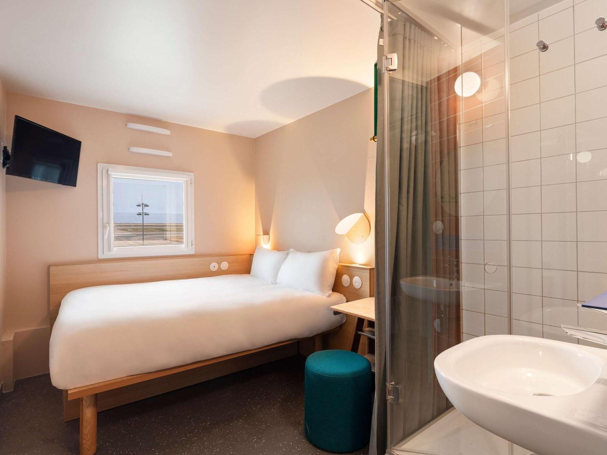 Greet Hotel Nice Aeroport Promenade Des Anglais Bagian luar foto