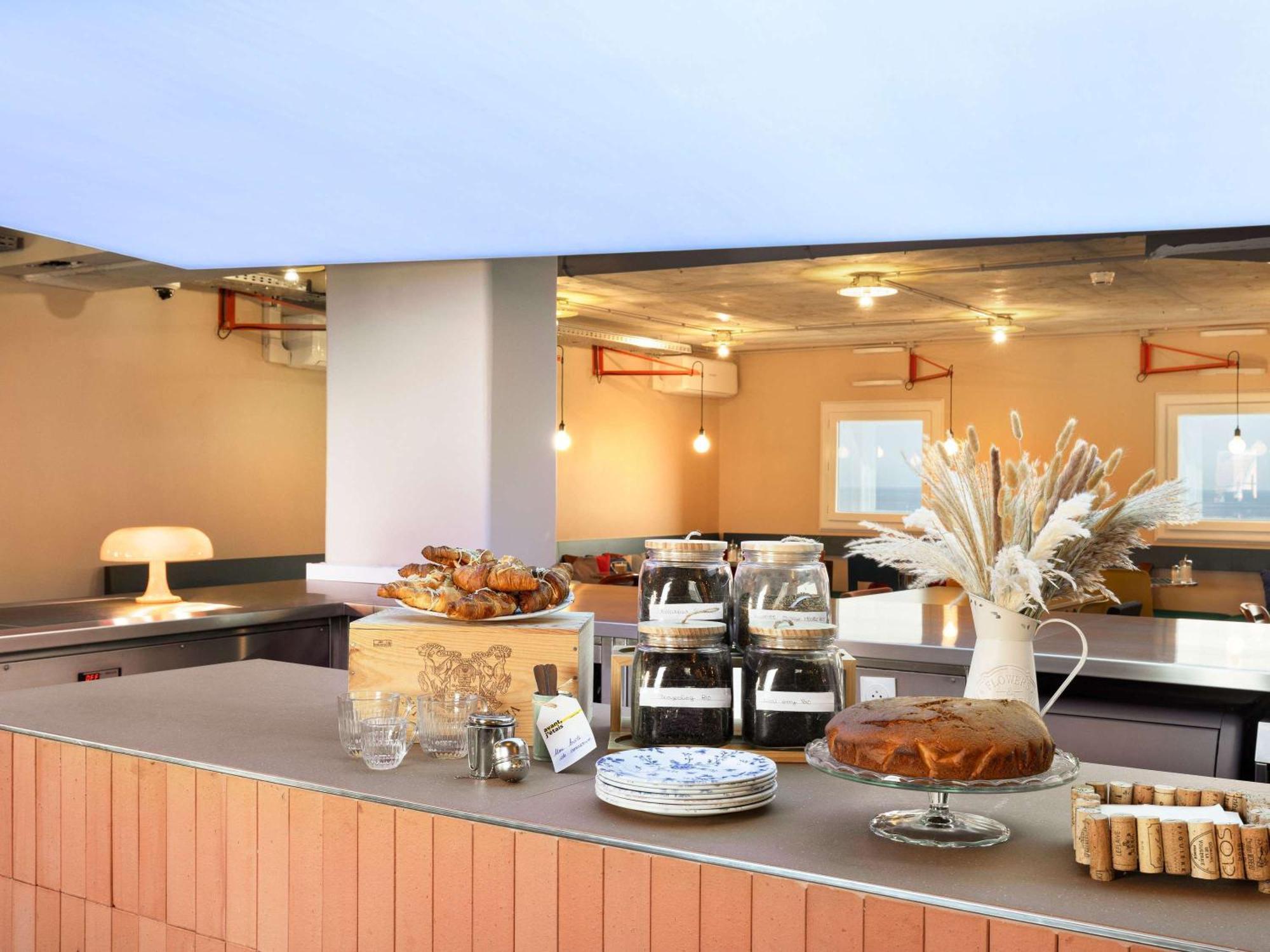 Greet Hotel Nice Aeroport Promenade Des Anglais Bagian luar foto